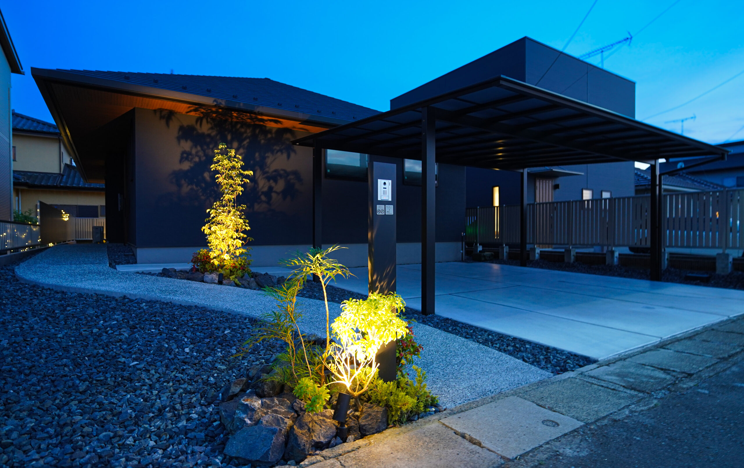 小山市の和モダンな外構
